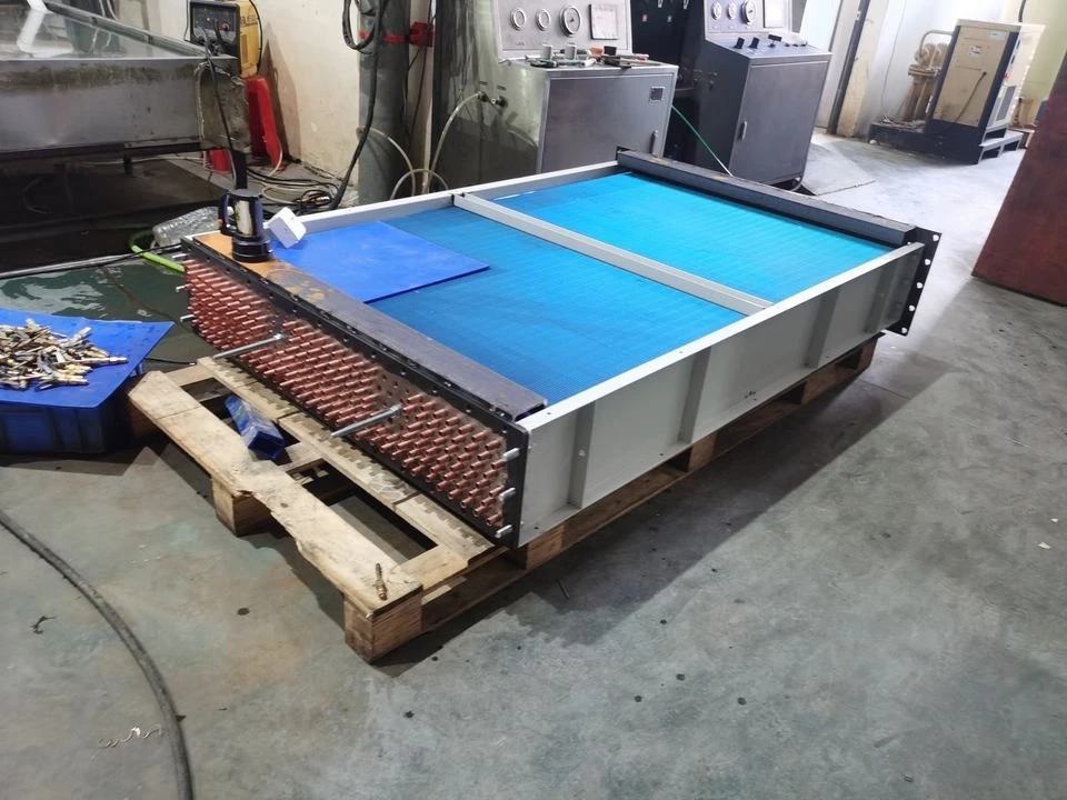 Welding Process Hydropower Station Water Cooling Dismountable Heat Exchanger With Copper Tube And Aluminum Fin factory